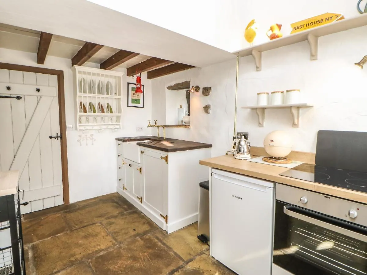 East House Apartment Hawes