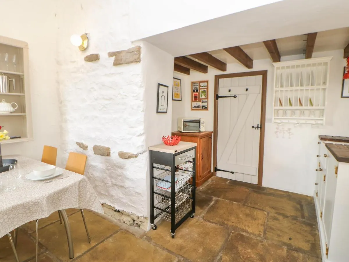 East House Apartment Hawes