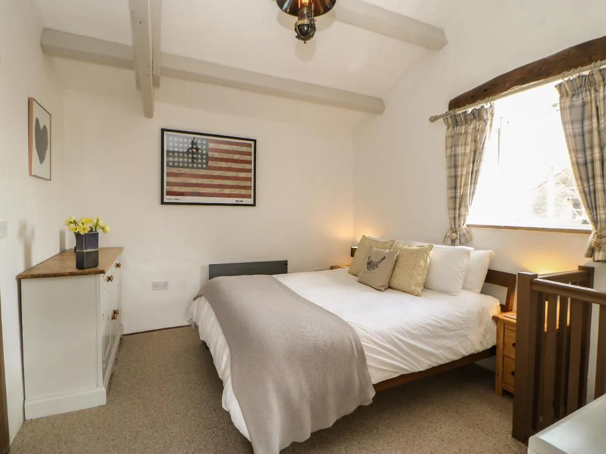 East House Apartment Hawes