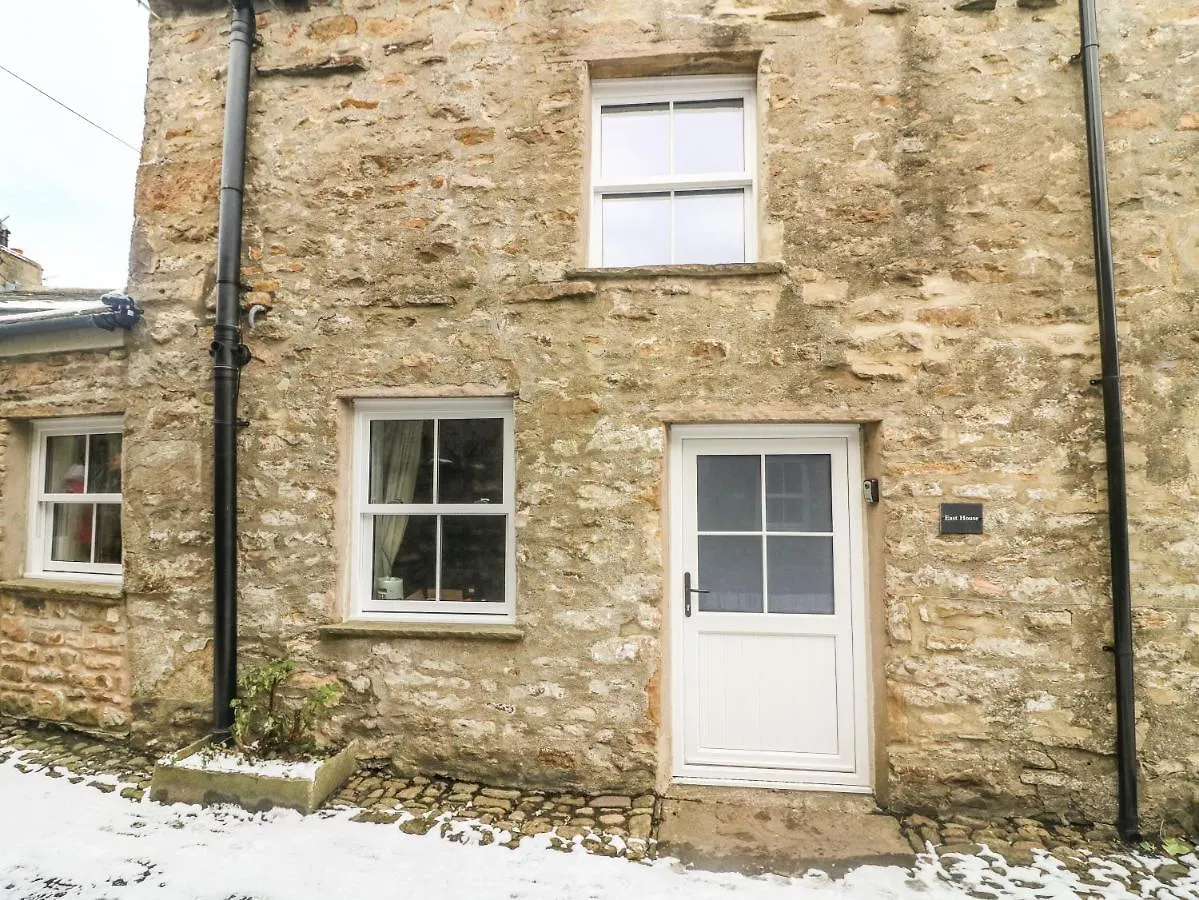 East House Apartment Hawes